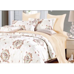Семейное постельное белье сатин двустороннее кремовое с цветами