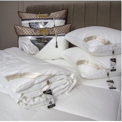 Пушистое теплое одеяло Premium Collection Testo белое 200х220