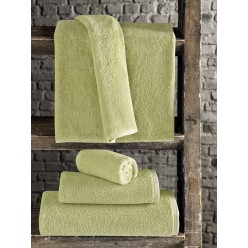 Пушистое банное полотенце из хлопка EFOR 90x150 зеленое
